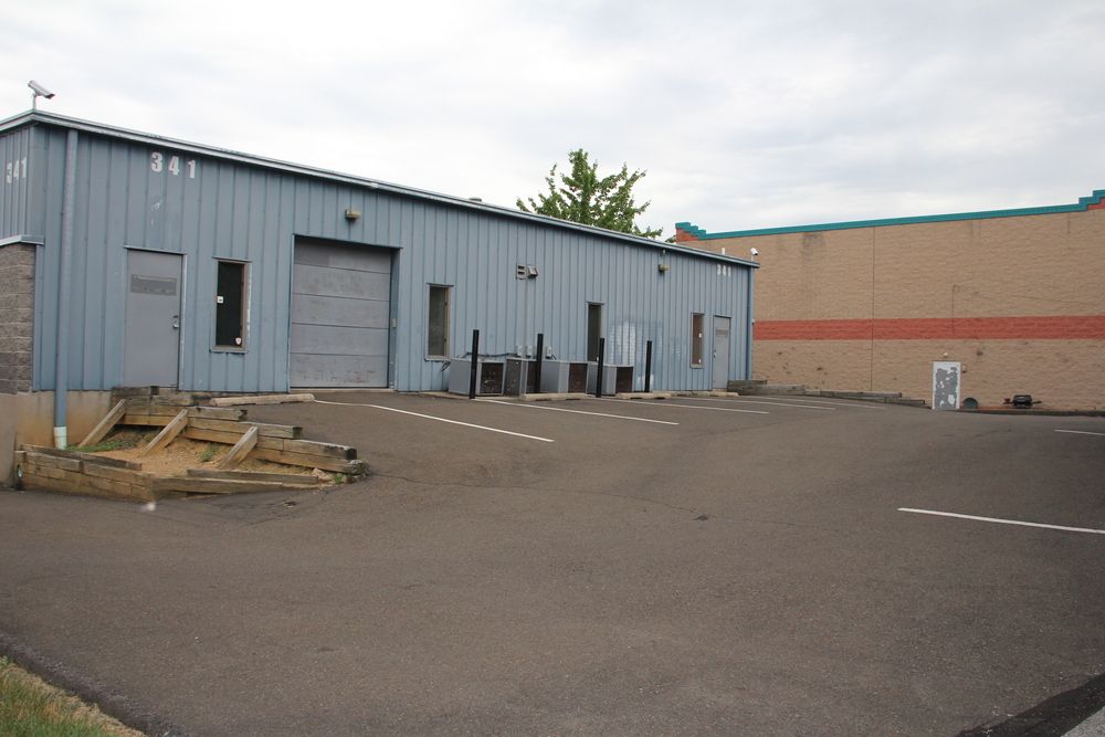 341 W Lincoln Hwy, Langhorne, PA 19047